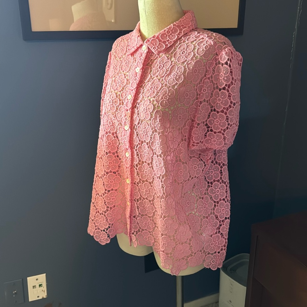 Kate Spade Pink Floral Lace button up top with short sleeves